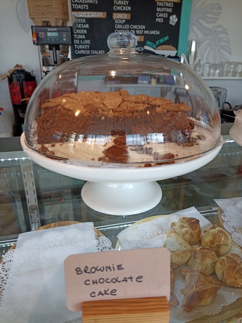 Brownie Chocolate Cake